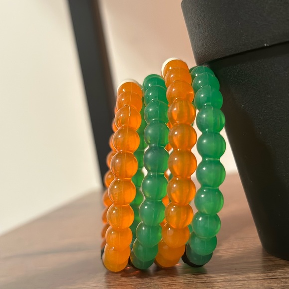 FREE WITH ANY PURCHASE Lokai Bracelets Bundle of 4 - Picture 3 of 16